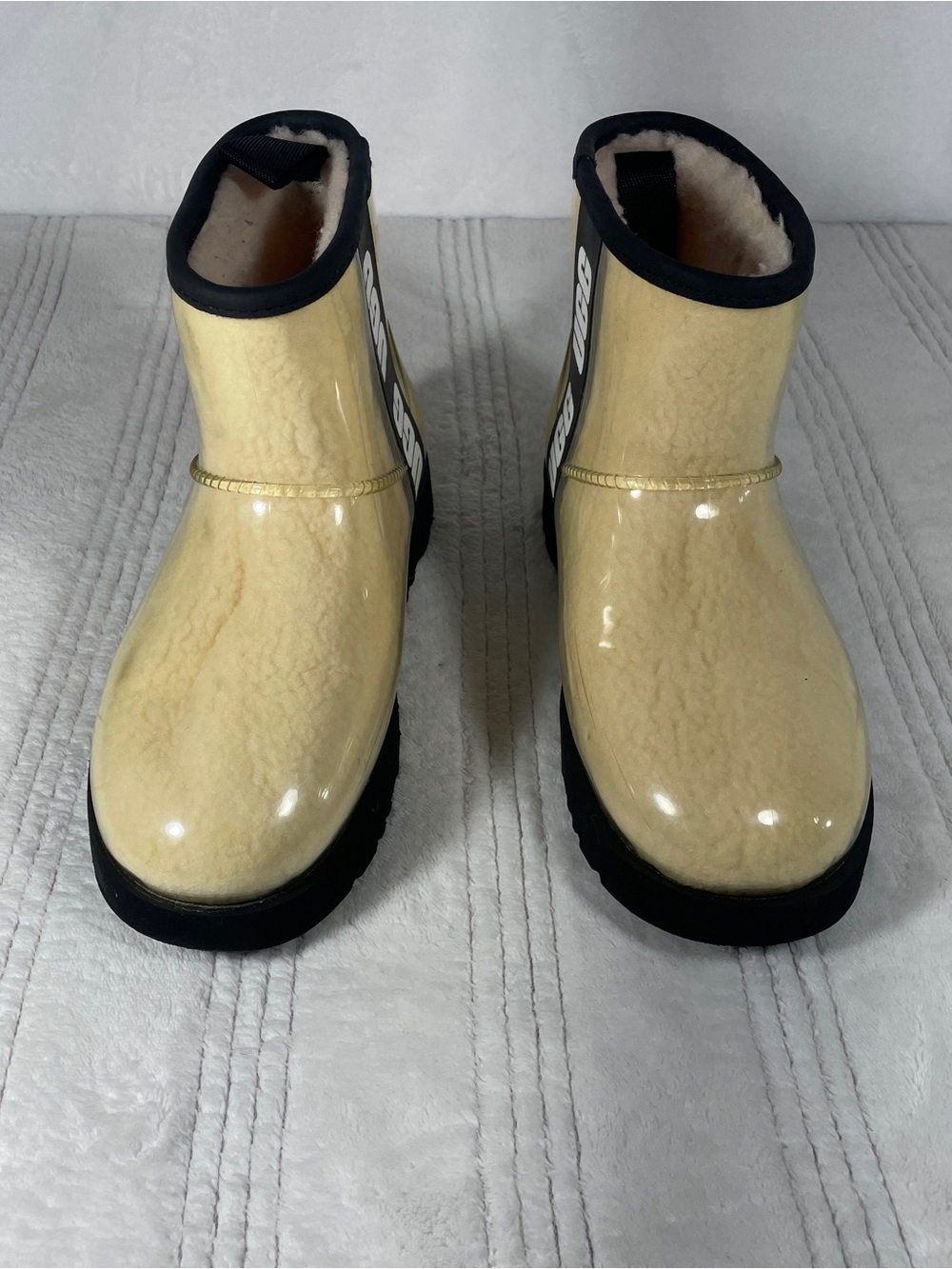 UGG Waterproof Fur Lined Rain Boots Women’s Size 6 - Picture 2 of 8